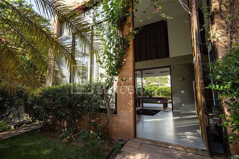 LB - RJ63 Casa Vivendas da Barra 03 suites alquiler por temp