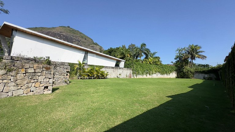 LB - RJ805 Terreno de 880m² no Jardim do Itanhangá – À Venda