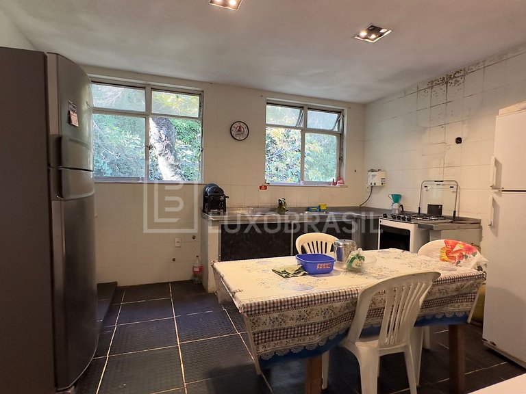 LB - RJ915 Casa com 05 quartos à venda por R$ 5.500.000 - Jo