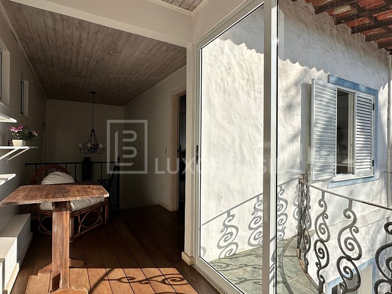 LB - RJ925 Casa de condomínio com 04 quartos, 420m² - venda