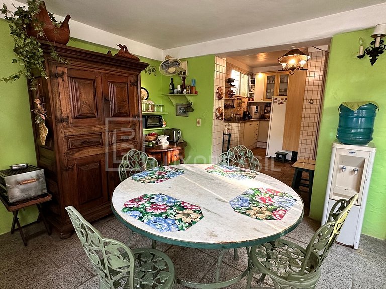 LB - RJ925 Casa de condomínio com 04 quartos, 420m² - venda