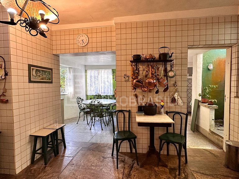 LB - RJ925 Casa de condomínio com 04 quartos, 420m² - venda