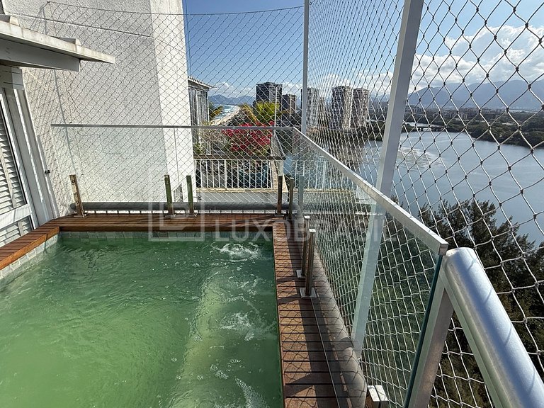 LB – RJ887 Exclusivity at Summer Palace – Penthouse with Stu