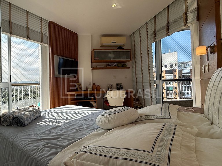 LB – RJ887 Exclusivity at Summer Palace – Penthouse with Stu