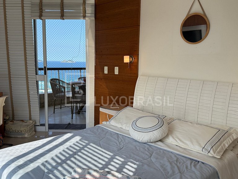 LB – RJ887 Exclusivity at Summer Palace – Penthouse with Stu