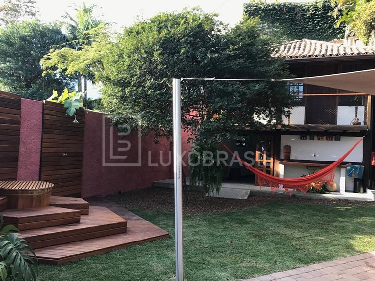 LB - RJ822 Casa com 04 quartos à venda, 1219 m² por R$ 3.950
