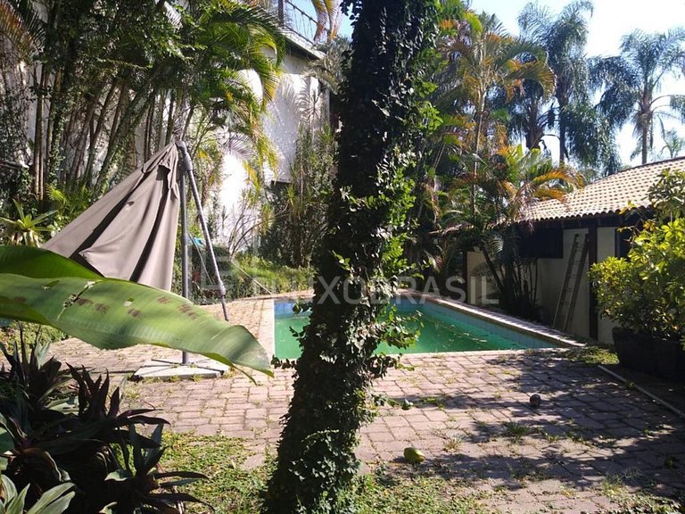 LB - RJ822 Casa com 04 quartos à venda, 1219 m² por R$ 3.950