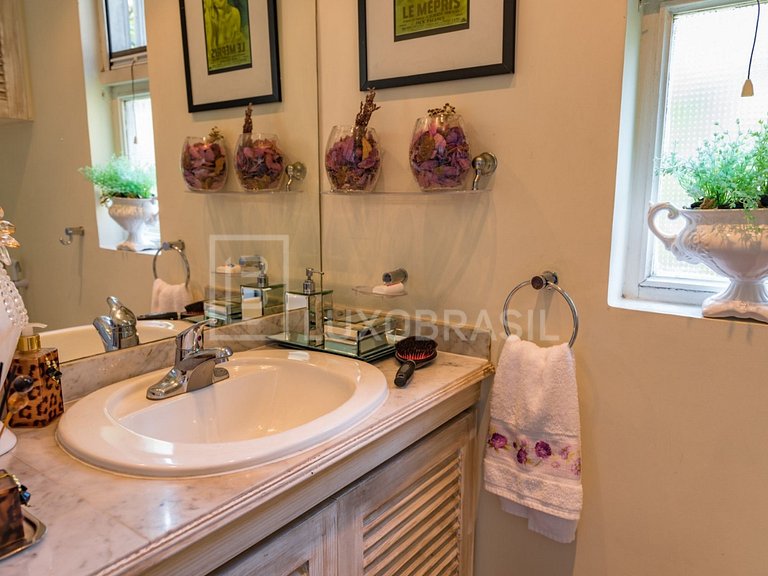 LB - RJ984 Casa com 5 Suítes à venda, 640 m² - Joá