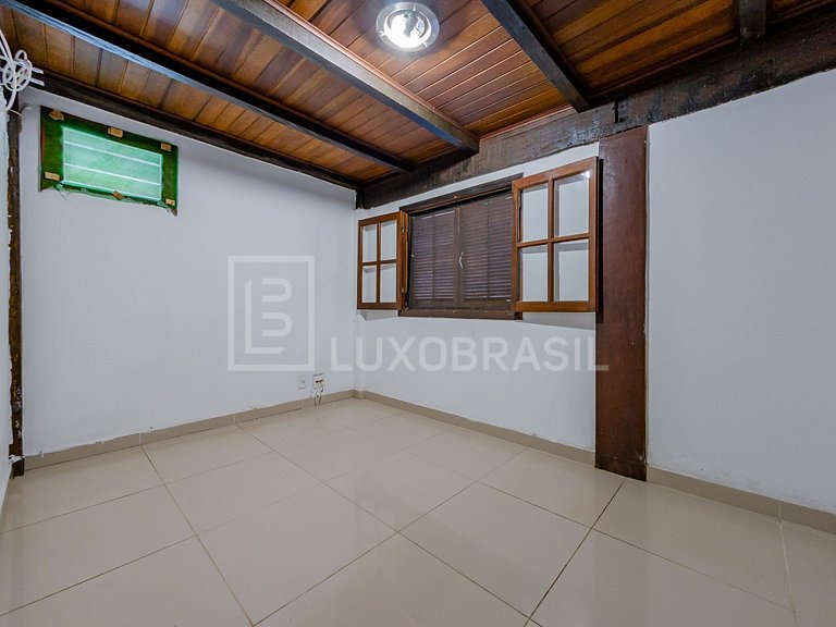 LB - RJ920 Casa com 05 quartos à venda, 578 m² - Barra da Ti