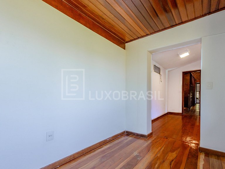 LB - RJ920 Casa com 05 quartos à venda, 578 m² - Barra da Ti