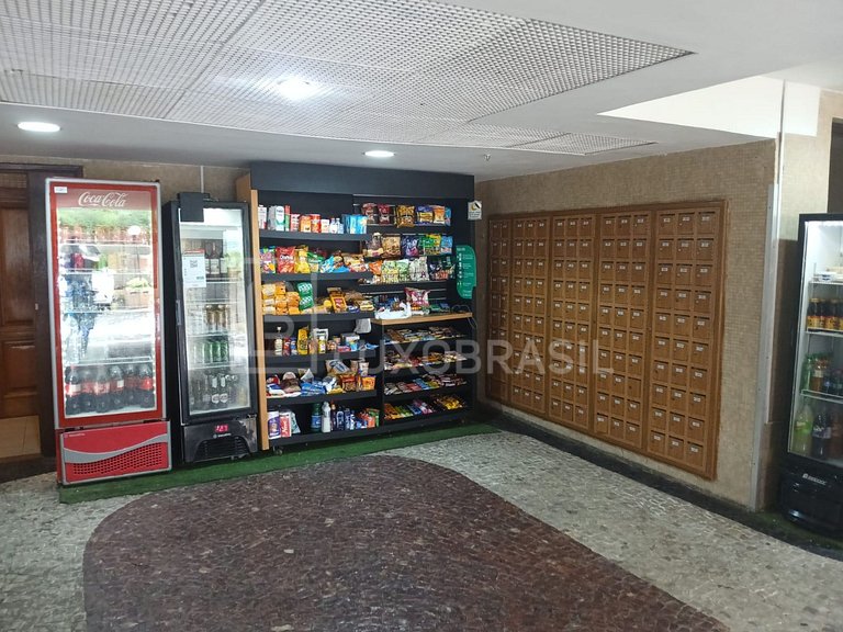 LB - RJ893 Apartamento frontal no Edifício Itapoã - 263 m2 à