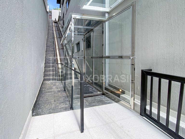 LB - RJ911 Casa com 4 suítes à venda, 852 m² - Joá
