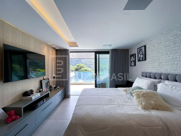 LB - RJ911 Casa con 4 Suites en Venta – 852 m² – Joá