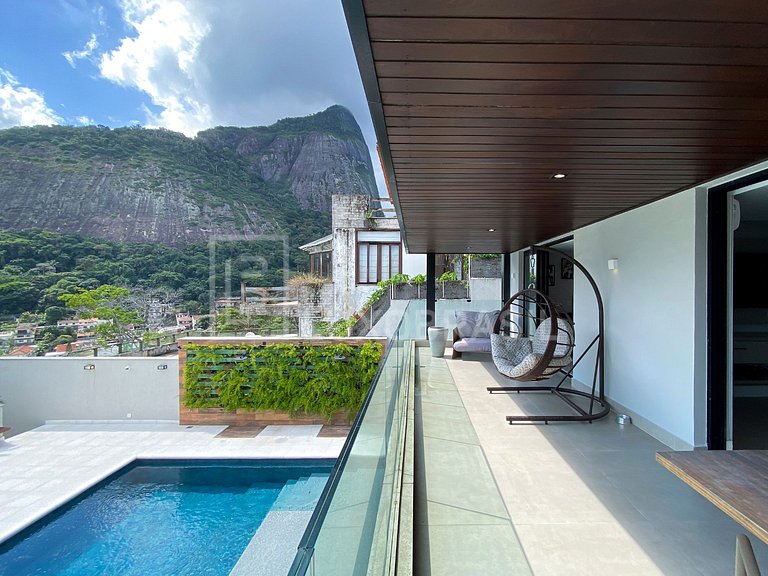 LB - RJ911 Casa con 4 Suites en Venta – 852 m² – Joá