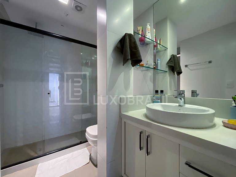 LB - RJ911 Casa com 4 suítes à venda, 852 m² - Joá