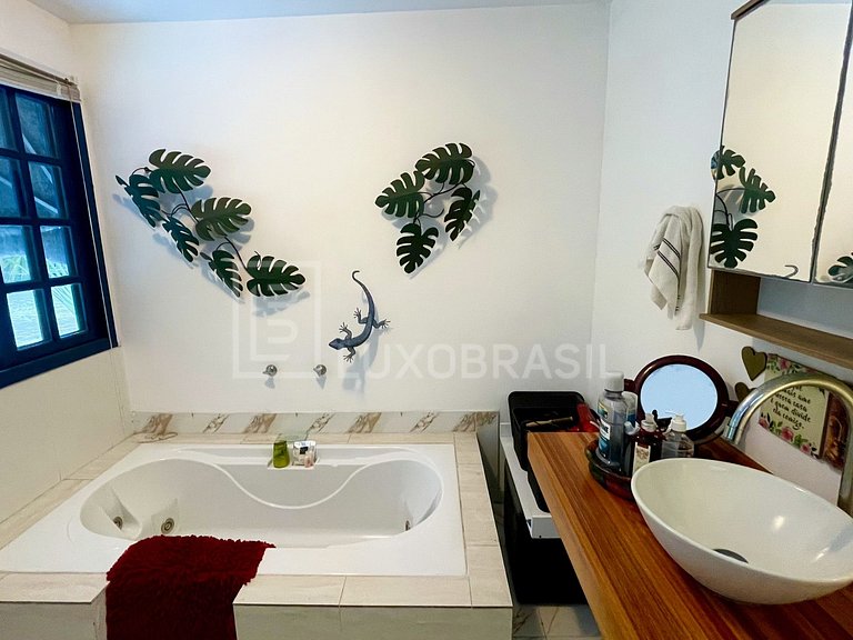 LB - RJ904 Casa com 03 quartos à venda, 473 m² por R$ 4.500.