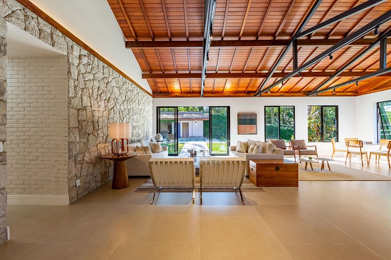 LB - TER803 Casa com 05 quartos à venda, 497 m² por R$ 5.000