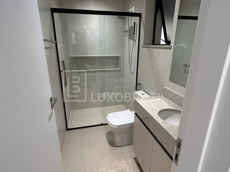 LB - TER803 Casa com 05 quartos à venda, 497 m² por R$ 5.000