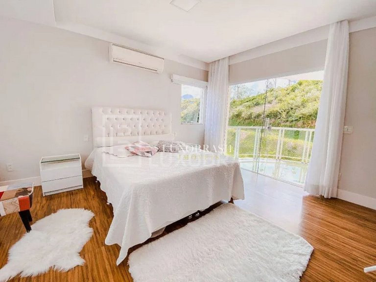 LB - TER802 Casa com 04 quartos à venda, 600 m² por R$ 3.250