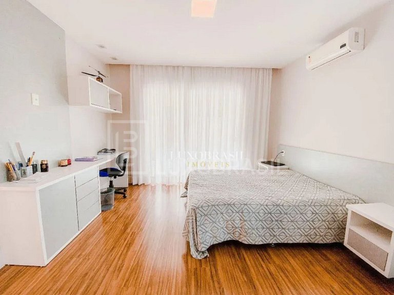 LB - TER802 Casa com 04 quartos à venda, 600 m² por R$ 3.250