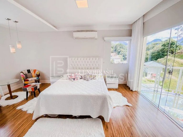 LB - TER802 Casa com 04 quartos à venda, 600 m² por R$ 3.250