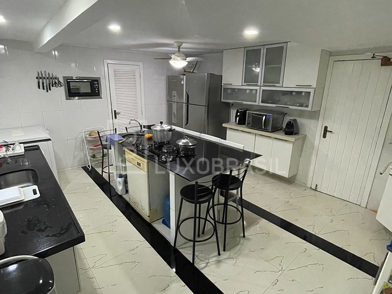 LB - AR804 Casa com 07 suítes à venda, 800 m² por R$ 8.500.0