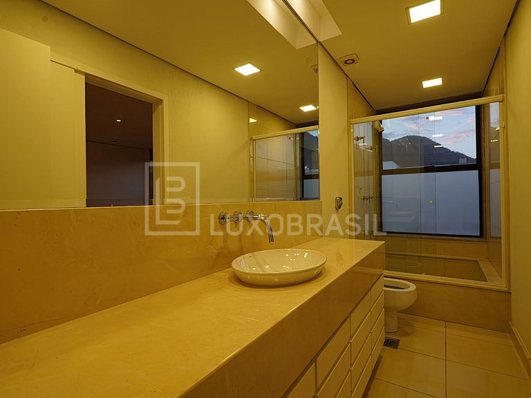 LB - RJ899 Cobertura com 3 suítes à venda, 309 m² por R$ 3.8