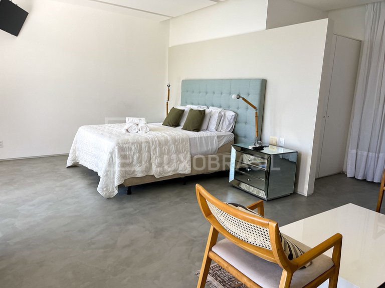 Mansão de luxo com vista deslumbrante no Joá