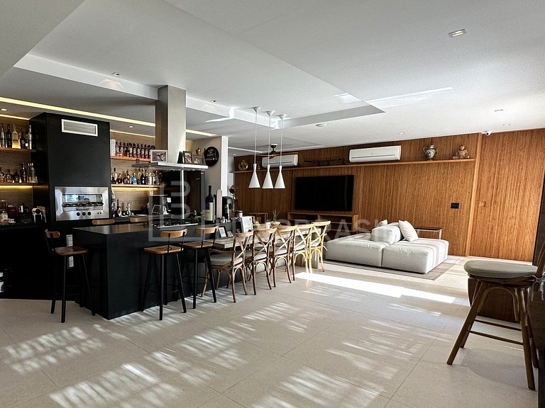 LB - RJ816 Casa de 4 Dormitorios en Venta, 906 m² – R$ 13.00