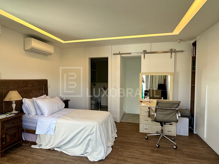 LB - RJ816 Casa com 04 suítes à venda, 906 m² por R$ 13.000.