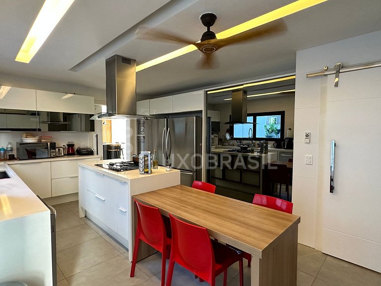 LB - RJ816 Casa com 04 suítes à venda, 906 m² por R$ 13.000.