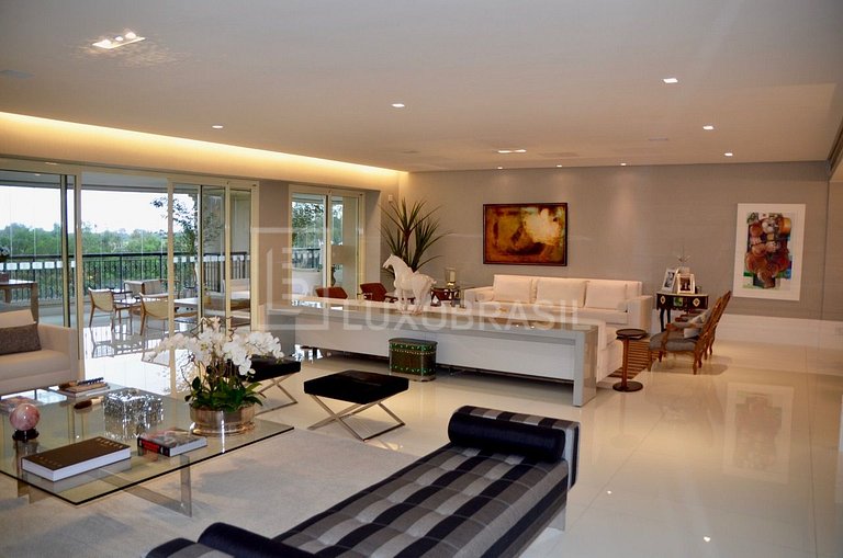 LB - RJ819 Apartamento 5 suítes de altíssimo padrão à venda,