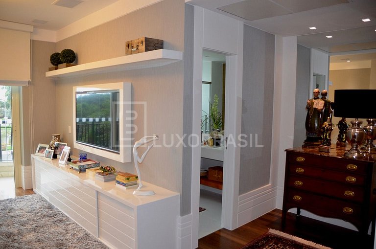LB - RJ819 Apartamento 5 suítes de altíssimo padrão à venda,