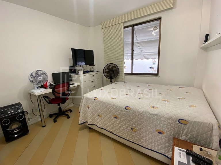 LB - RJ851 5-Bedroom Duplex Penthouse for Sale in Jardim Oce