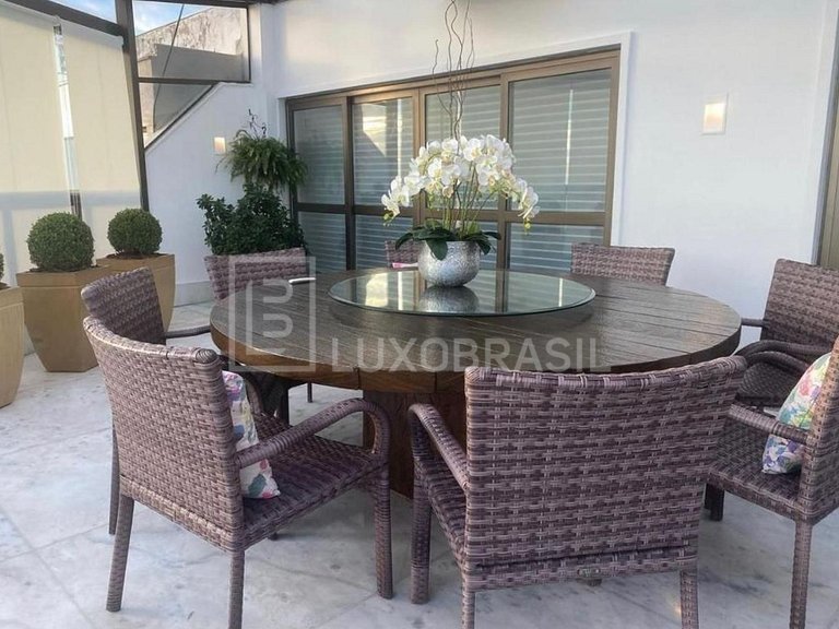 LB - RJ852 Cobertura duplex à venda 05 suítes e 980 m² – Bar