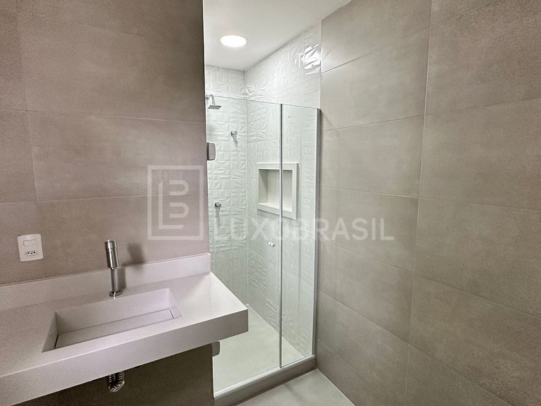 LB - RJ800 Cobertura duplex 04 suítes, 370m² – Lagoa