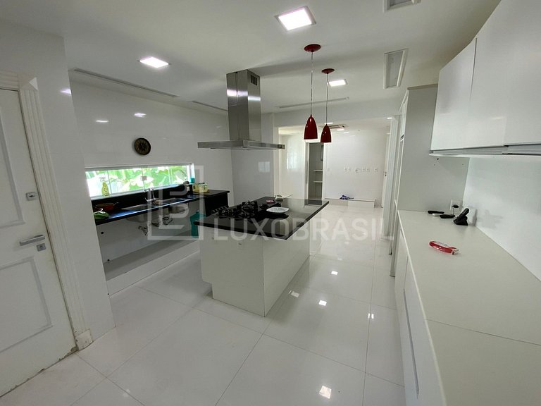 LB - RJ839 Casa com 04 suítes à venda no Condomínio Jardim M