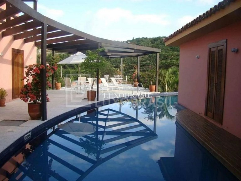 LB - BZ58 Casa Com 05 Suítes À Venda, 220 m² por R$6.000.000