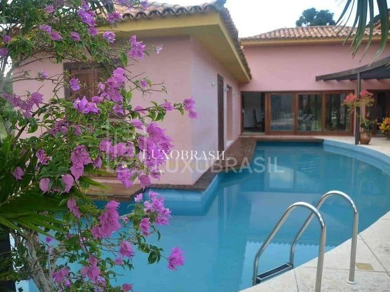 LB - BZ58 Casa Com 05 Suítes À Venda, 220 m² por R$6.000.000