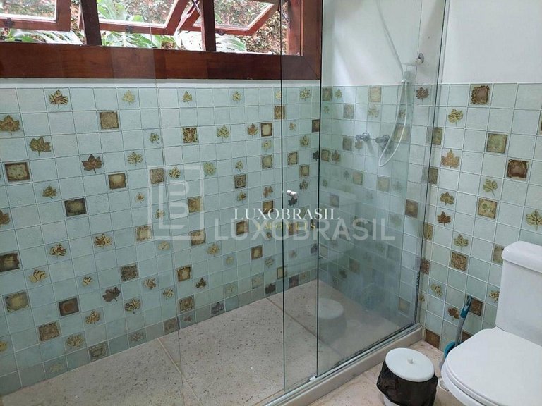 LB - BZ58 Casa Com 05 Suítes À Venda, 220 m² por R$6.000.000