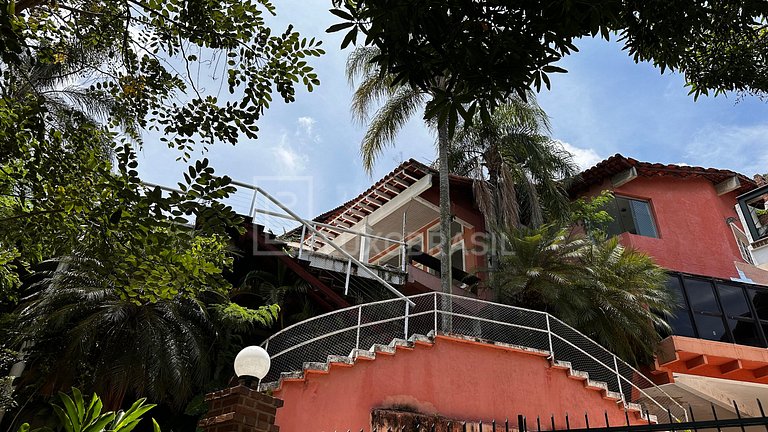 LB - RJ994 Casa com 05 Quartos, 800m² à venda por R$ 3.900.0