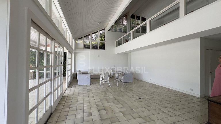 LB - RJ994 Casa com 05 Quartos, 800m² à venda por R$ 3.900.0