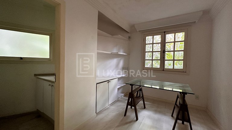 LB - RJ994 Casa com 05 Quartos, 800m² à venda por R$ 3.900.0