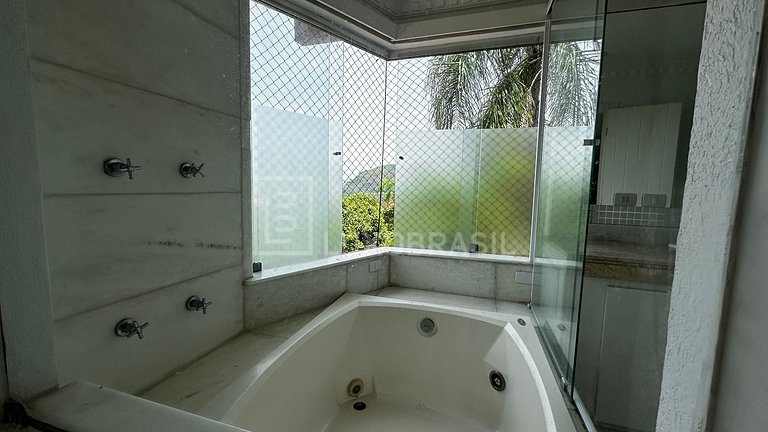 LB - RJ994 Casa com 05 Quartos, 800m² à venda por R$ 3.900.0