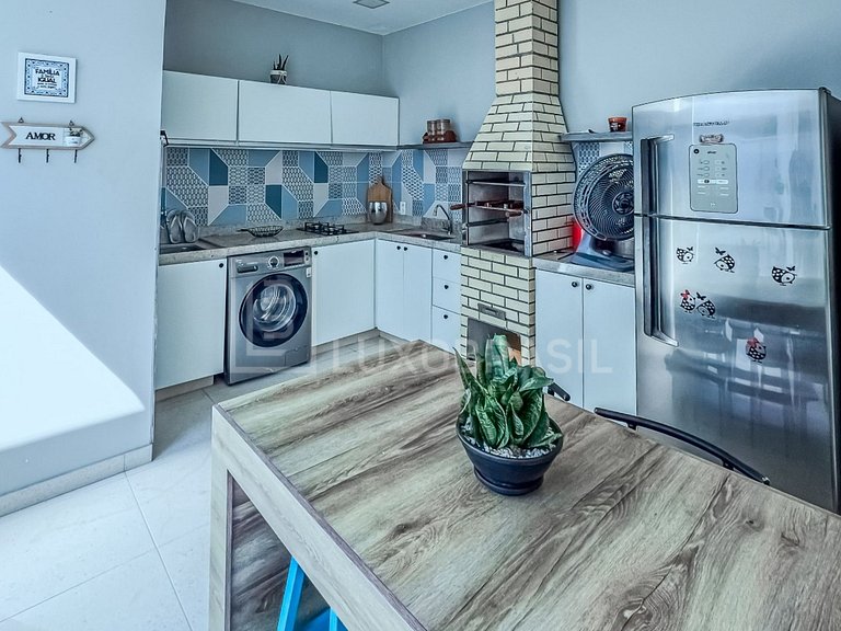 LB – RJ940 Casa Dúplex con 03 dormitorios en venta, 215 m² -