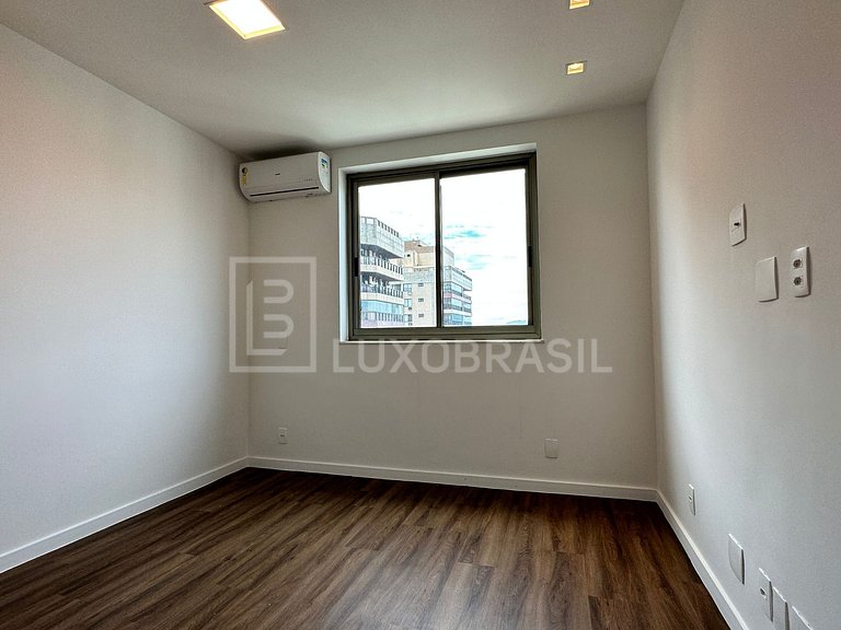 LB - RJ875 Apartamento Vista Mar 04 quartos Avenida Lucio Co