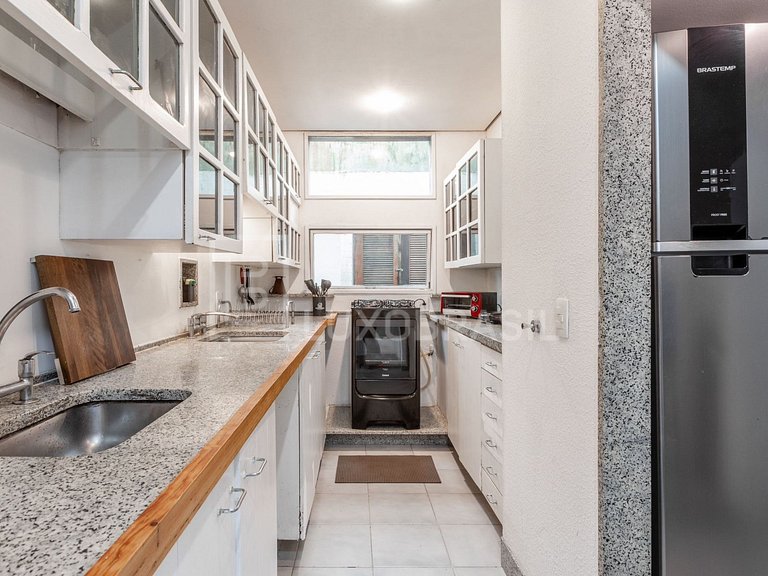 LB - RJ127 Casa da Canoa São Conrado Aluguel de Temporada