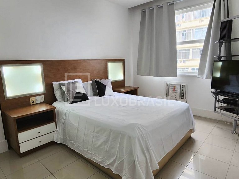 LB - RJ128 Temporada em Copacabana: Apartamento com 4 suítes