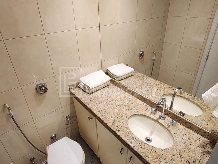 LB - RJ128 Temporada em Copacabana: Apartamento com 4 suítes