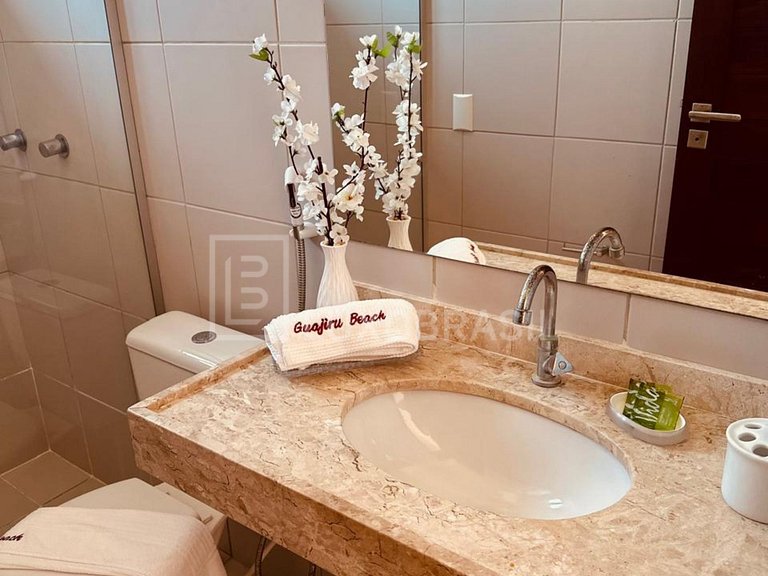 LB – CE801 Casa Duplex à Venda com 4 Suítes no Condomínio Gu